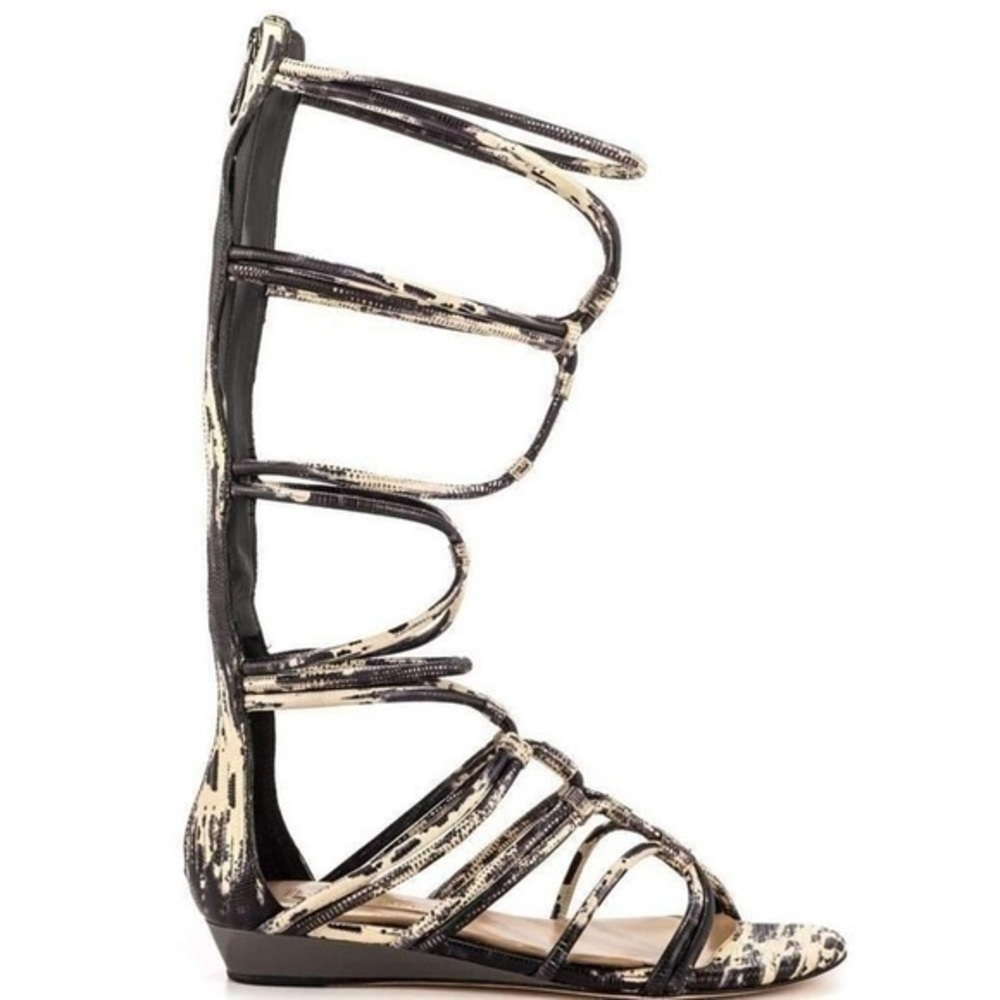 New  in box BCBG leather Ma-Brixtin Gladiator snake print sandals 5